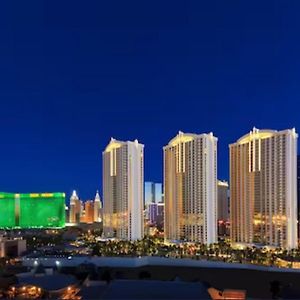 Mgm Signature 30Th Floor Penthouse W Balcony